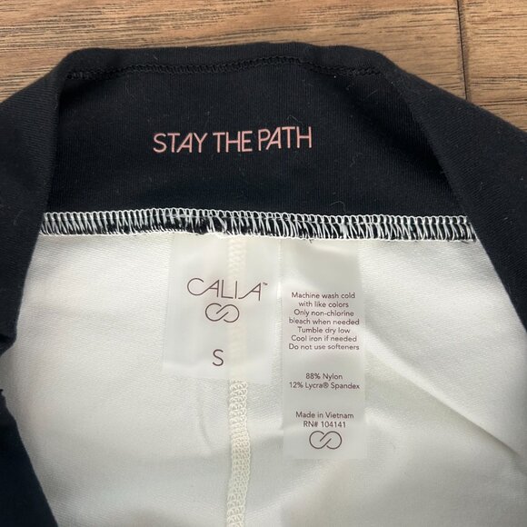 Calia Small Capri Leggings White/Black - Picture 2 of 2